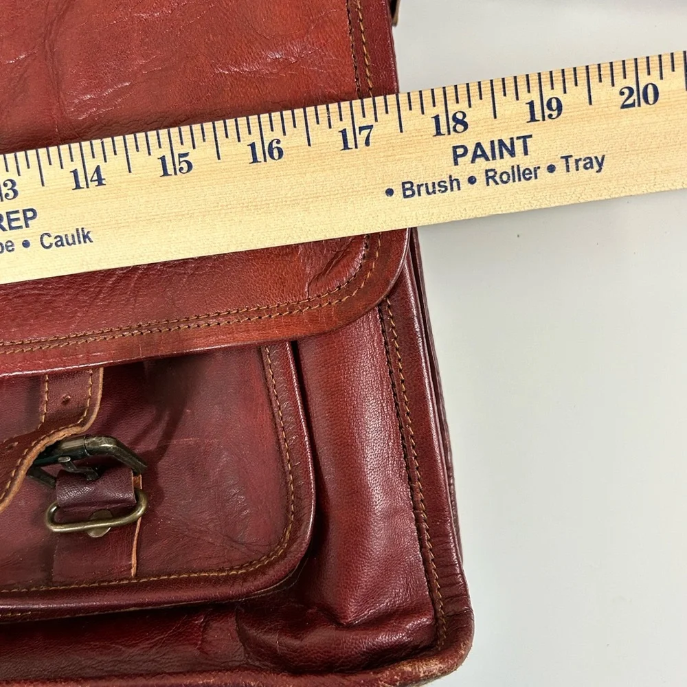Genuine Brown Leather Messenger Shoulder Laptop Briefcase/Bag